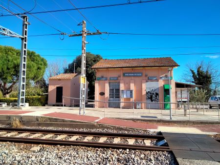 Se adjudica la renovación de vías de las estaciones de Calella y Sant Miquel de Fluvià