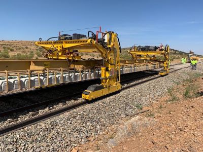 Adjudicado el suministro de traviesas para la renovación de 17 kilómetros  de vía en la línea Mérida-Los Rosales