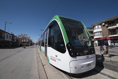 El tramo I de la prolongaci�n sur del metro de Granada, al 50 por ciento