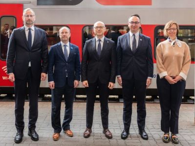 Ministros b�lticos instan a la financiaci�n a largo plazo para completar Rail Baltica  y aumentar la seguridad 
