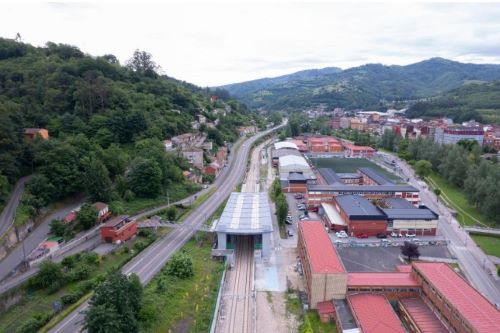 Abierta la línea renovada Gijón-Laviana y la integración ferroviaria en Langreo