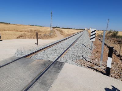 Mejora de la protección de nueve pasos a nivel en la provincia de Badajoz