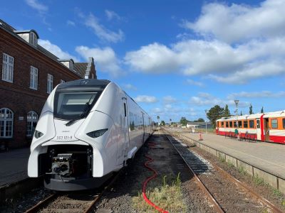 El primer tren de baterías entra en servicio en Dinamarca