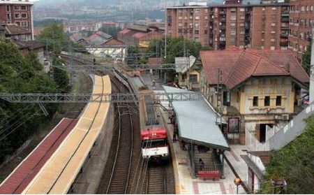 Adif comienza obras de mejora y conservación de la línea C-3 de Cercanías Bilbao en Basauri
