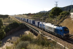 Nueva oferta de transporte de mercancas en el corredor Barcelona-Portugal