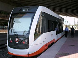 La prolongación de la Línea 4 del Tram de Alicante cumple un mes con cerca de 40.000 viajeros
