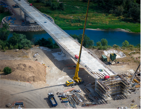 Avanzan las obras en el viaducto sobre el Ebro, clave en la alta velocidad Castej�n-Pamplona