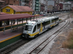 Llega la primera unidad 2700 de Feve a la l�nea del valle de Aller