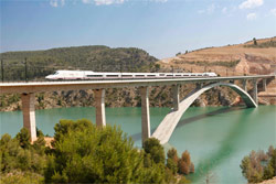 Siete años de alta velocidad Madrid-Valencia, con más de 15,8 millones de viajeros transportados