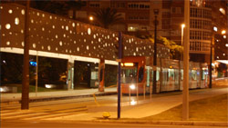 Casi 74.000 viajeros han utilizado este verano los servicios del Tramnochador que circula en Alicante 