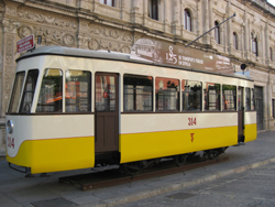 La muestra sobre los 125 aos de transporte pblico en Sevilla se exhibe durante todo el mes de noviembre