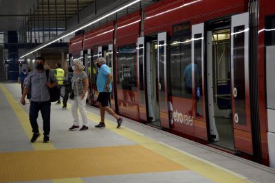La L�nea 10 se incorpora al servicio nocturno 'A la Luna' de Metrovalencia