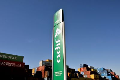 Avanza la implantaci�n del ancho est�ndar en la terminal de Valencia-Fuente de San Lu�s