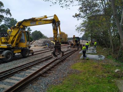 Obras de renovaci�n de v�a en el tramo Peguerillas-Huelva Cargas