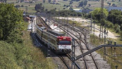 Avances en la duplicación de la vía entre Torrelavega y Santander