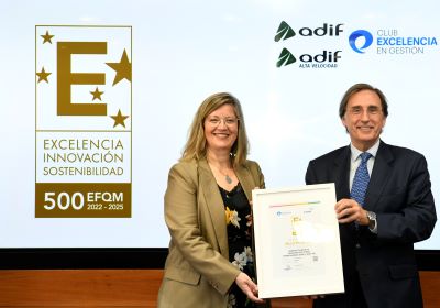 Adif y Adif AV revalidan el Sello EFQM 500 