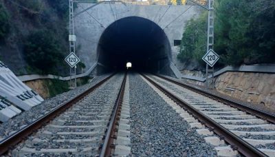Adaptación del túnel de Roda de Bará al ancho internacional para impulsar el tráfico de mercancías en tren 