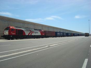 Nuevo servicio de contenedores entre Castelln y Bilbao
