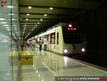 Las dos principales estaciones de Metrovalencia, Xtiva y Coln, cumplen quince aos