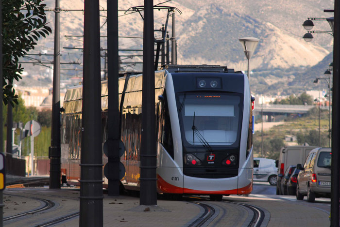 TRAM Alicante: Serie 4.100. Tren-TRAM eléctrico de Vossloh en circulación desde 2007