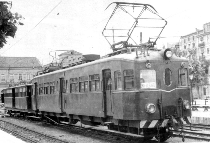 Metrovalencia. Trenes fuera de circulación: Devis (Antigua Macosa): Tren eléctrico que circuló en FGV entre 1-1-87 y 1987-1988