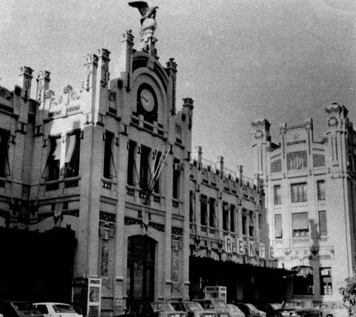 La estación término de Valencia declarada monumentos histórico artístico nacional en 1983.