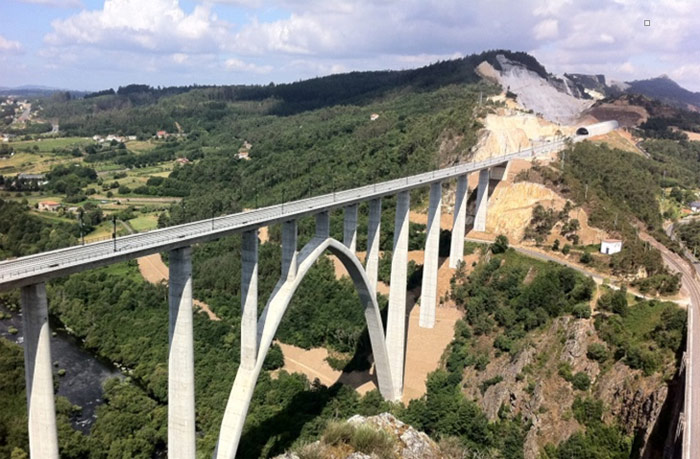 Viaducto del Ulla, la obra más emblemática de la nueva línea de alta velocidad