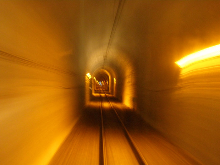 Travesía del túnel del puerto de Navacerrada