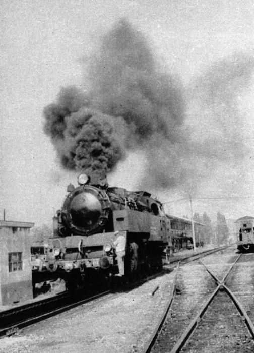 Fin del vapor en el Ferrocarril Andorra-Escatrón en 1984.