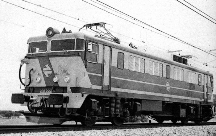 La locomotora eléctrica 269 figuraba en el material de tracción utilizable para el objetivo de la nueva velocidad comercial: 160 km/h en 1986.