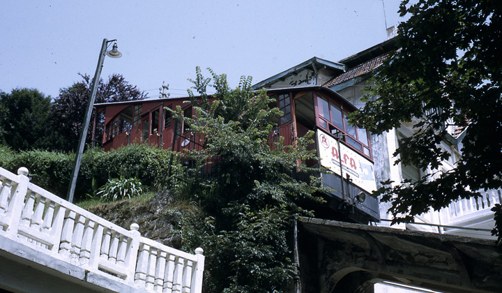 Fotografía del funicular de Igueldo tomadas en 1968 por el francés Jean-Henry Manara.