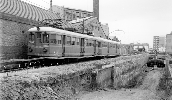 Las obras de construcción del metro de Valencia no se iniciaron hasta los años ochenta. Fotografía de Juanjo Olaizola.