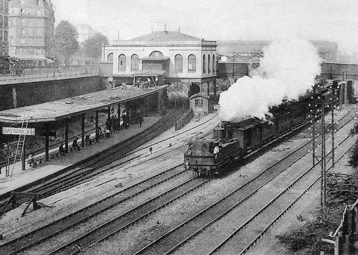 La primitiva estación de Batignolles, reemplazada por la de Pont-Cardinet, en 1922.