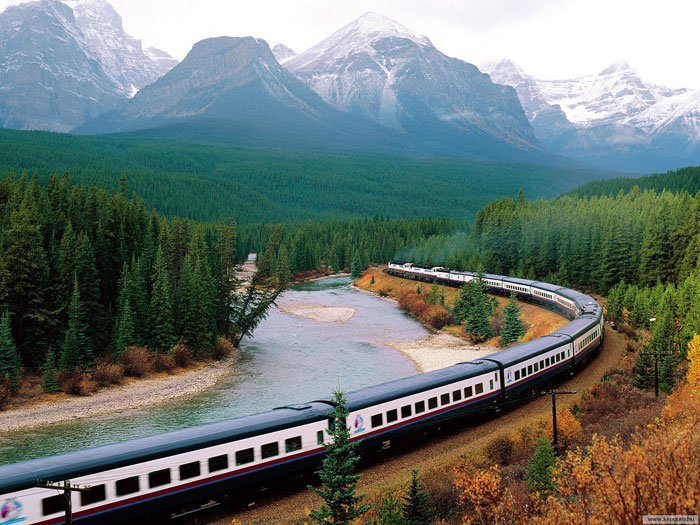 Tren de viajeros en Canadá