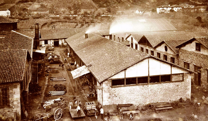 La compañía del ferrocarril de Tudela a Bilbao estableció sus talleres en la estación de Bilbao-Abando. Fotografía de Charles Monney. Patrimonio Histórico, Ministerio de Cultura