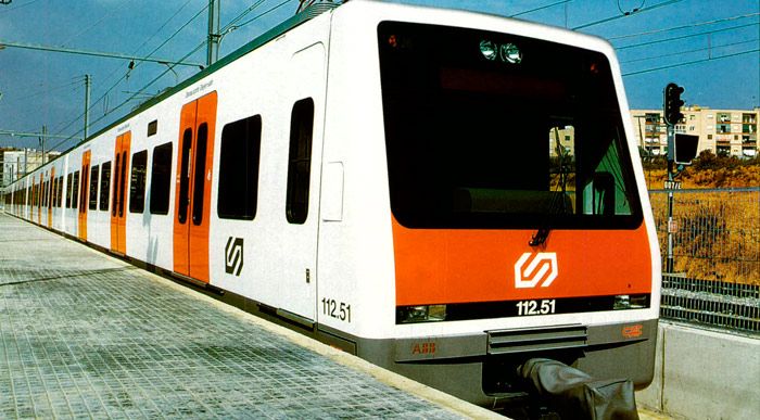 Entra en servicio en 1995 la serie 112 de Ferrocarrils de la Generalitat de Catalunya.