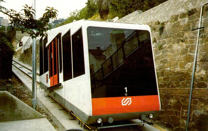 Entra en servicio en 1998 el Funicular de Vallvidrera, totalmente renovado.