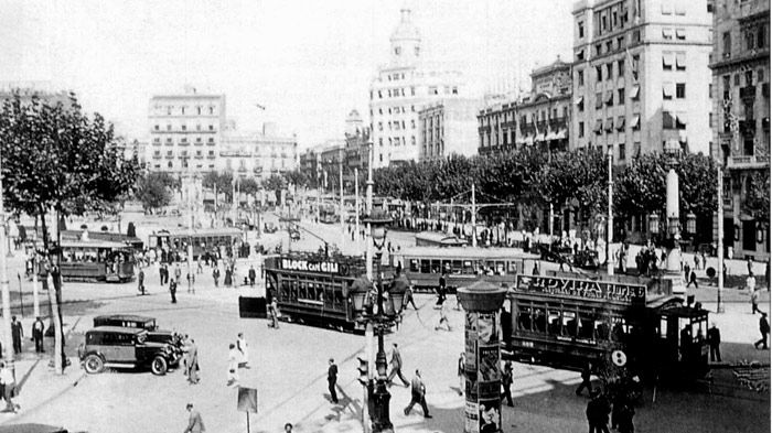 Plaza Cataluña de Barcelona a principios del siglo XX.