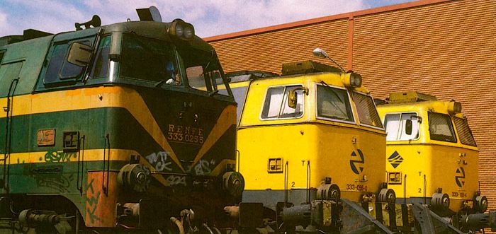 Renfe remodela su parque de locomotoras 333 a partir de 2000.